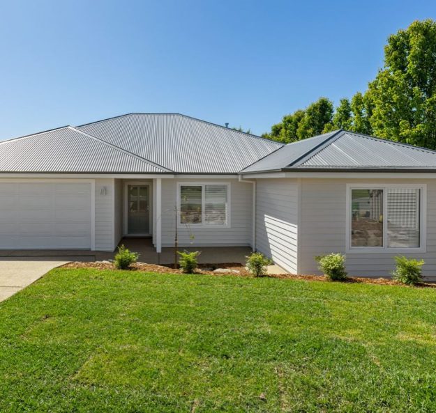 Another beautiful, investment home completed and all ready for its first tenants...